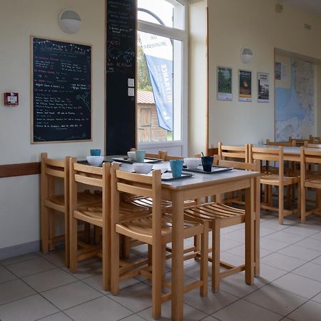 Auberge De Jeunesse Hi Genêts Exteriör bild