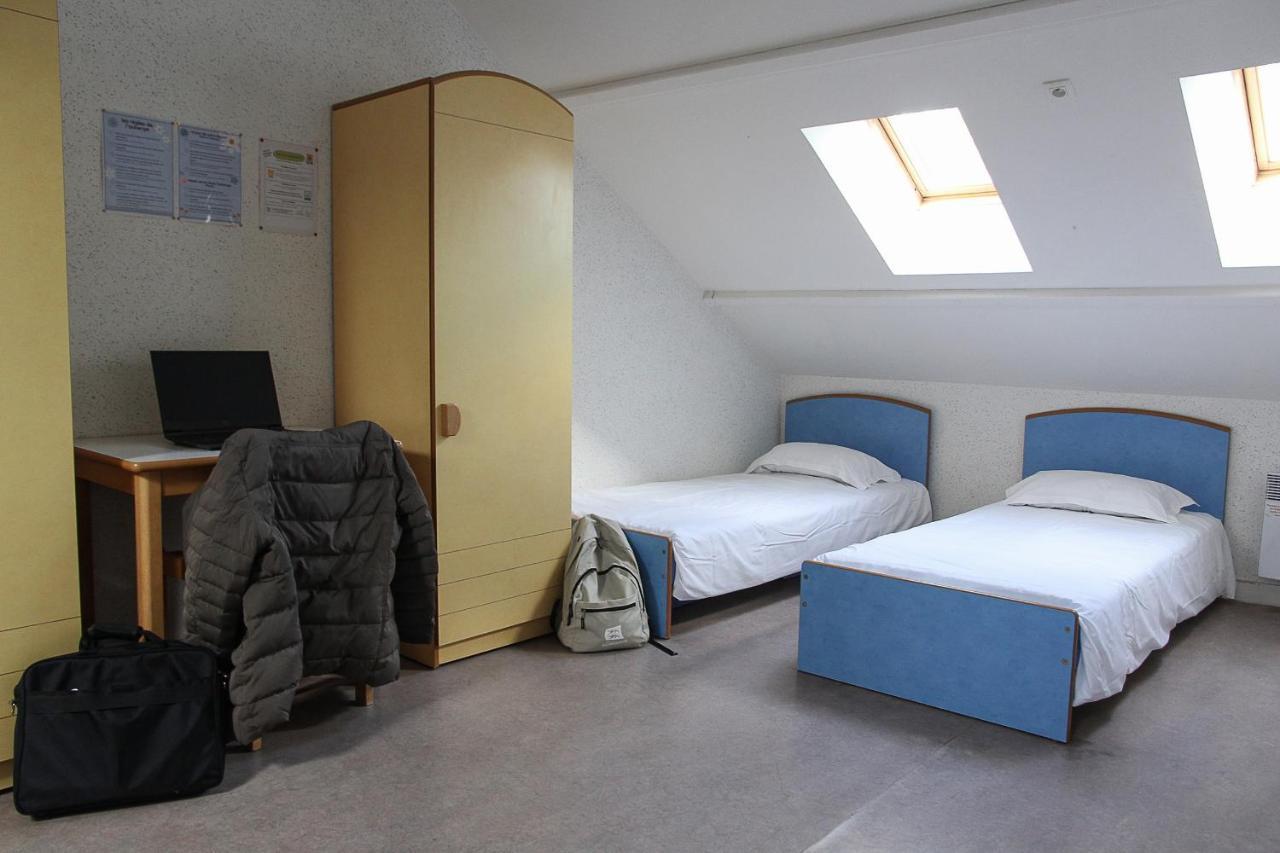 Auberge De Jeunesse Hi Genêts Exteriör bild