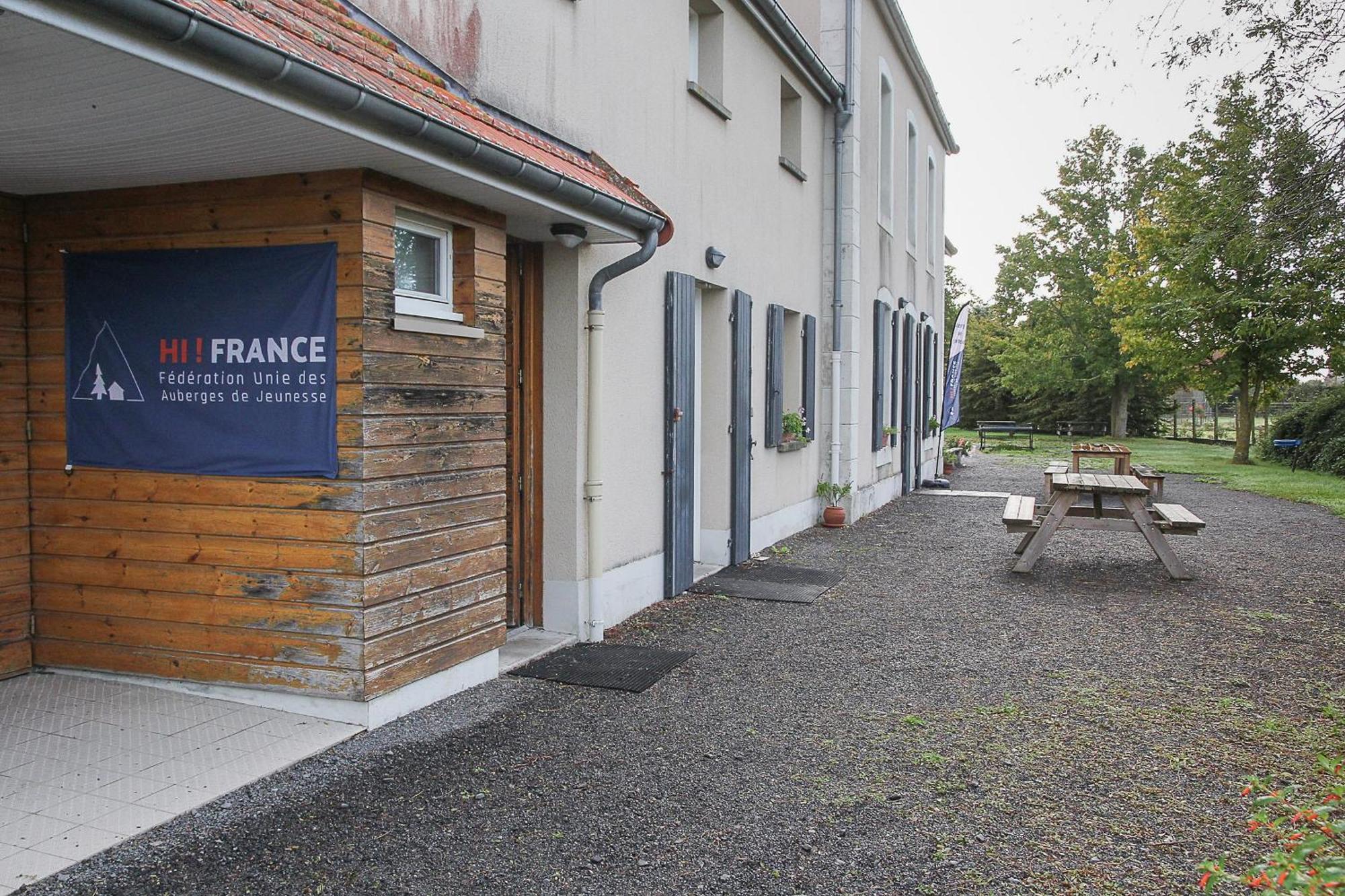 Auberge De Jeunesse Hi Genêts Exteriör bild